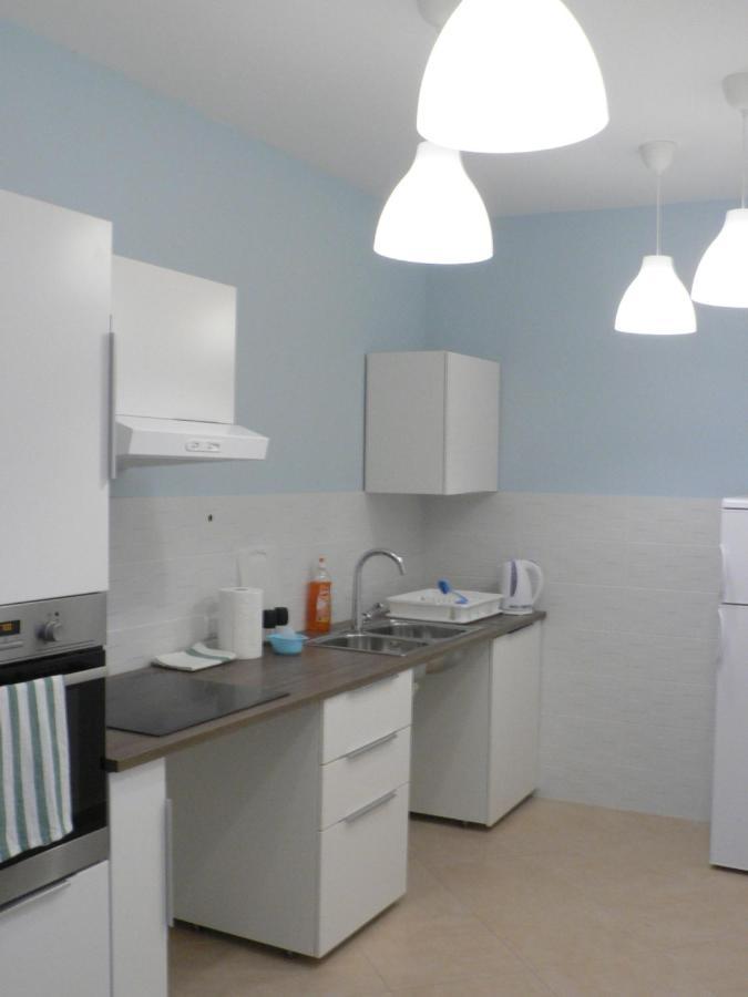 Apartments Hana พูลา ภายนอก รูปภาพ