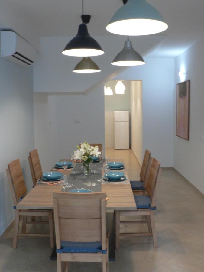 Apartments Hana พูลา ภายนอก รูปภาพ