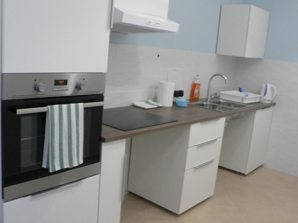 Apartments Hana พูลา ภายนอก รูปภาพ