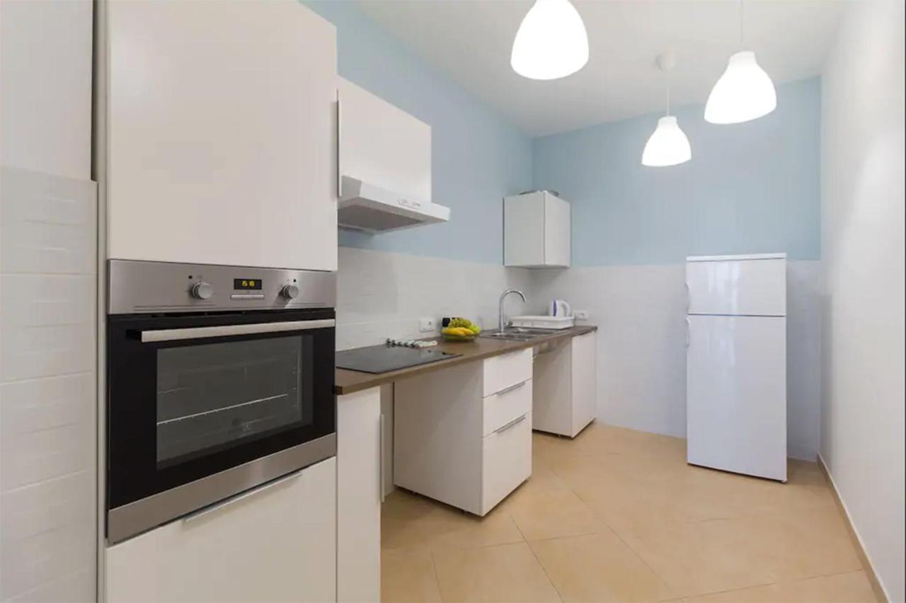 Apartments Hana พูลา ภายนอก รูปภาพ